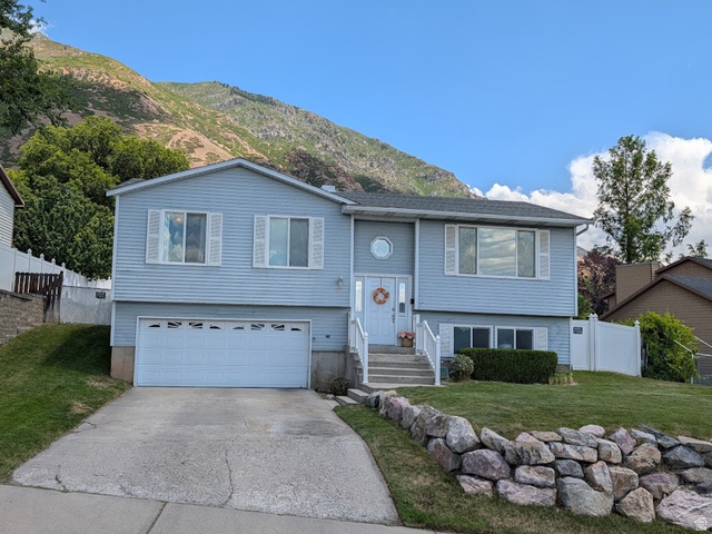 1981  Nevada Ave
                     MLS #2170731