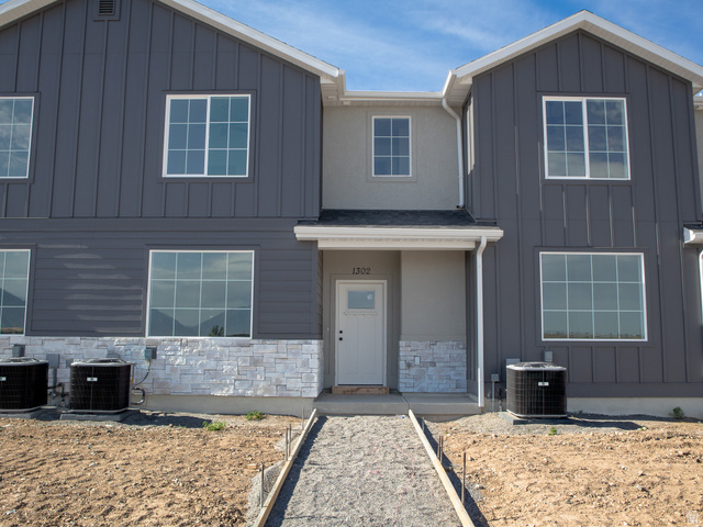 1302 W 1290 N Lot #164
                     MLS #2170861