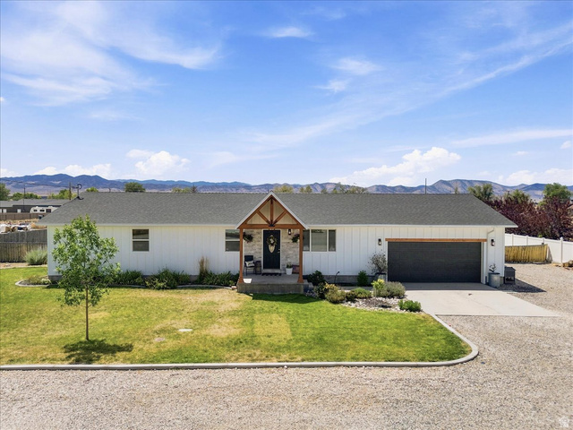 165 N 100 E
                     MLS #2170872