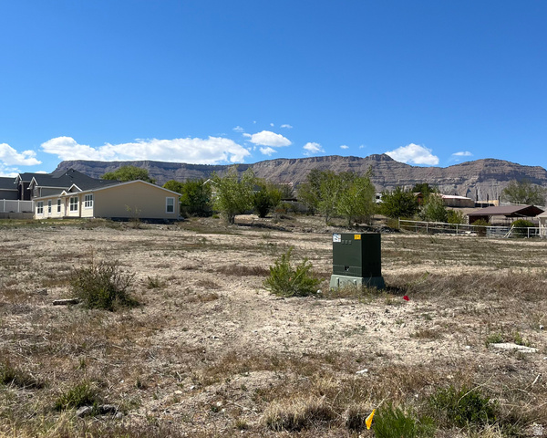 625 N 200 E, Ferron, UT 84523 — photo 3