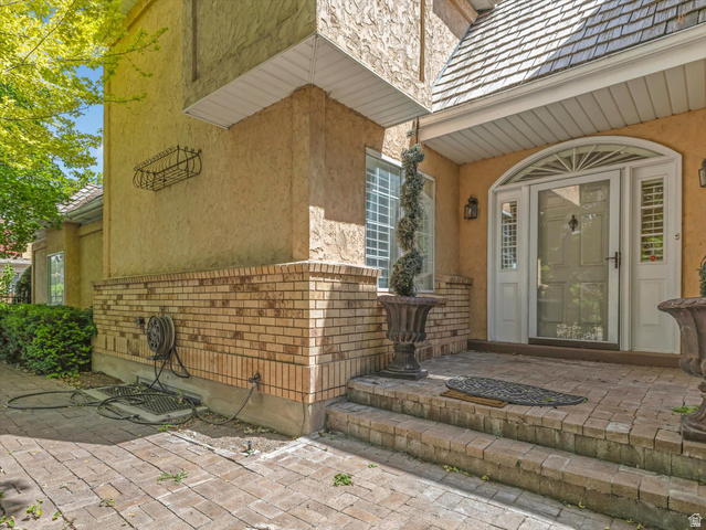 4506 S COUNTRYLANE RD, Salt Lake City UT 84117