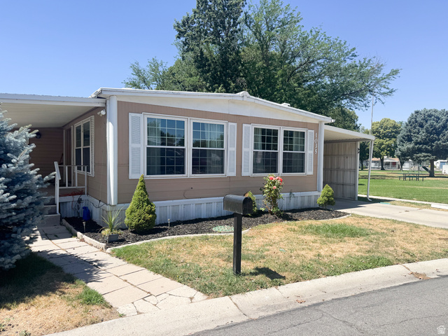 1035 W Jasmine Way #280
                     MLS #2170981