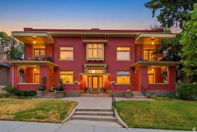 1160 E First Ave #2
                     MLS #2170988
