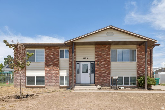 1180 W 975 S
                     MLS #2171024