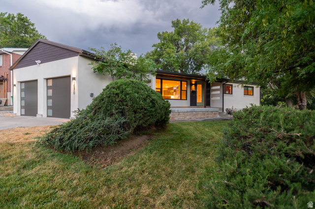 3570 E Rainier Ave
                     MLS #2171106