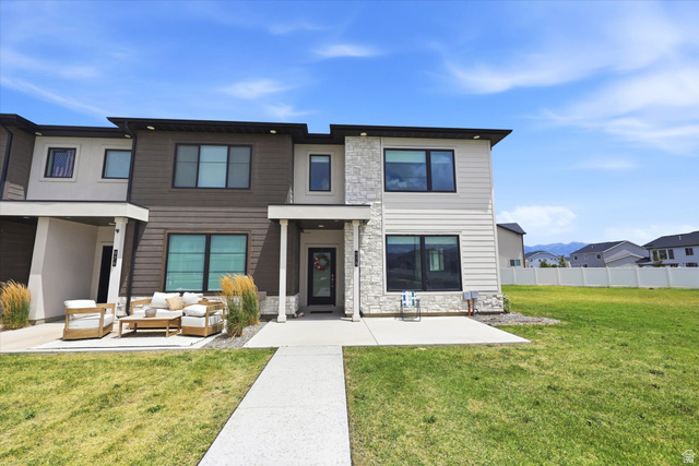 978 S 850 W
                     MLS #2171229