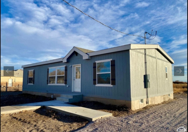 Main photo for 289 W Center