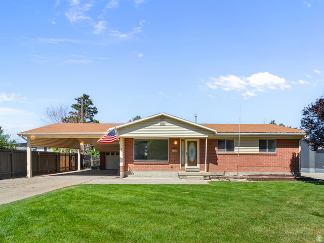 6566 S 2425 E, Cottonwood Heights UT 84121