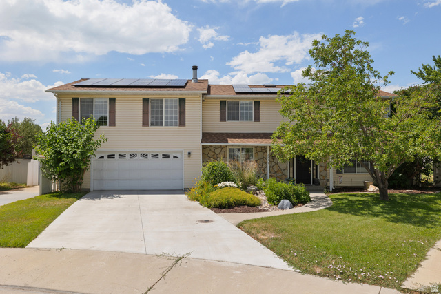 253 N 2475 W
                     MLS #2171321