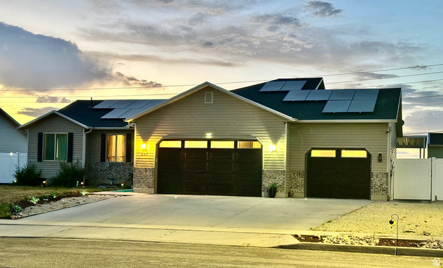 647 E 980 N
                     MLS #2171332