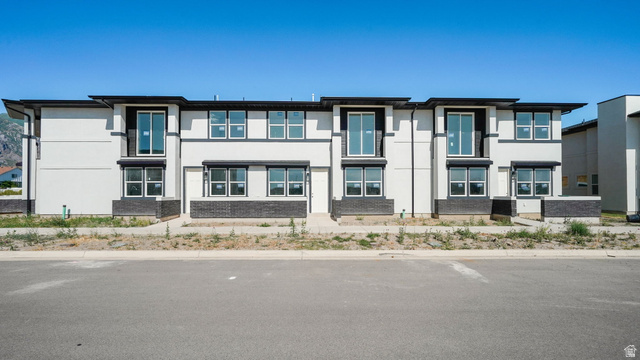 721 S Harrison Dr
                     MLS #2171402