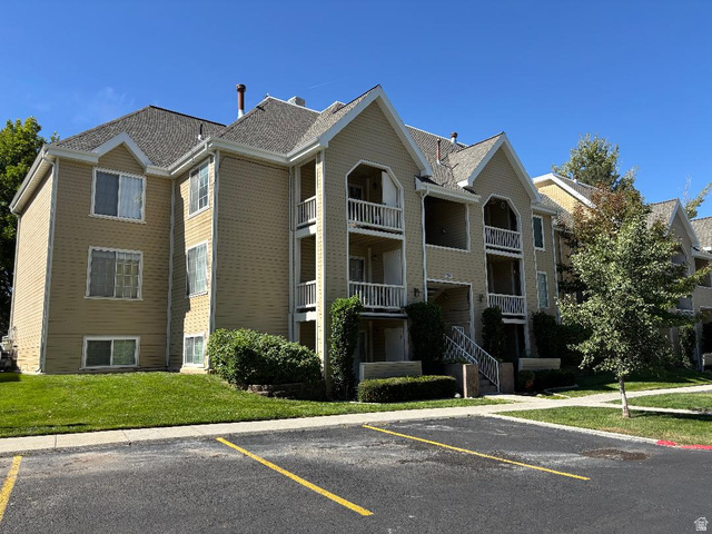 1212 E Waterside Cv #10
                     MLS #2171434