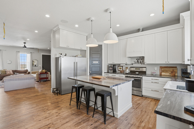 Property in Eagle Mountain - View 12
