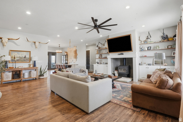Property in Eagle Mountain - View 4