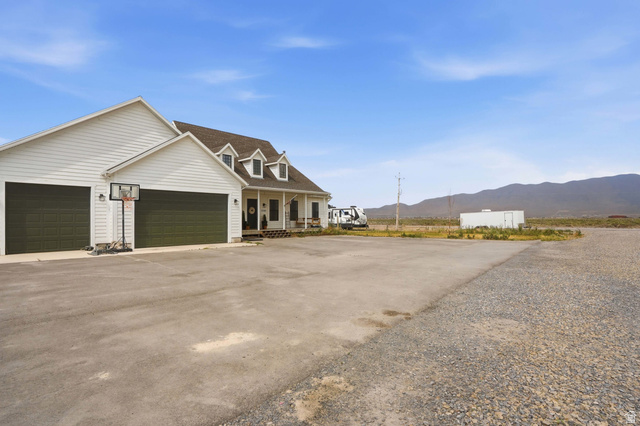 Property in Eagle Mountain - View 2