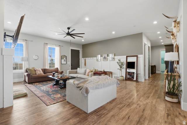 Property in Eagle Mountain - View 7