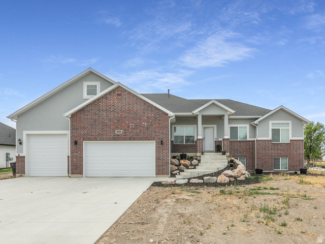 2543 W 3100 N
                     MLS #2171468
