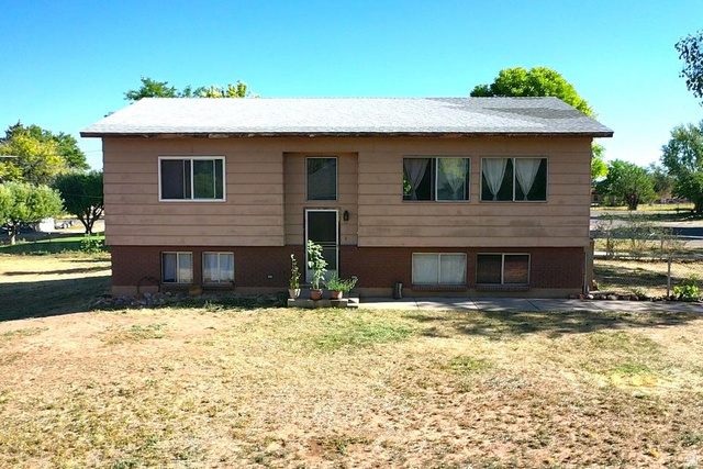 Main photo for 267 N 300 W