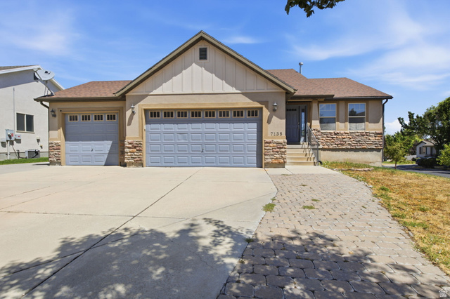 7138 W Magnum Vista Pl S