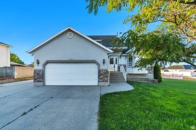 4698 W Colander Dr
                     MLS #2171546