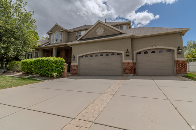 Main photo for 598 E Hollow Rd