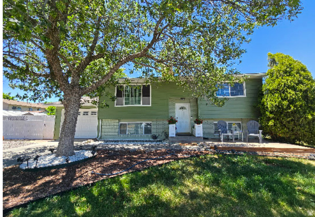 4432 S WOODGROVE DR, West Valley City UT 84120