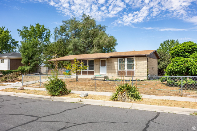 9810 S DARIN DR, Sandy UT 84070