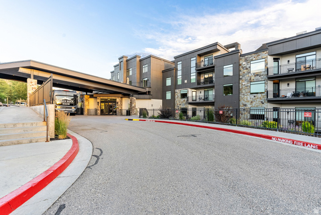 909 W Peace Tree Trl #513
                     MLS #2171743