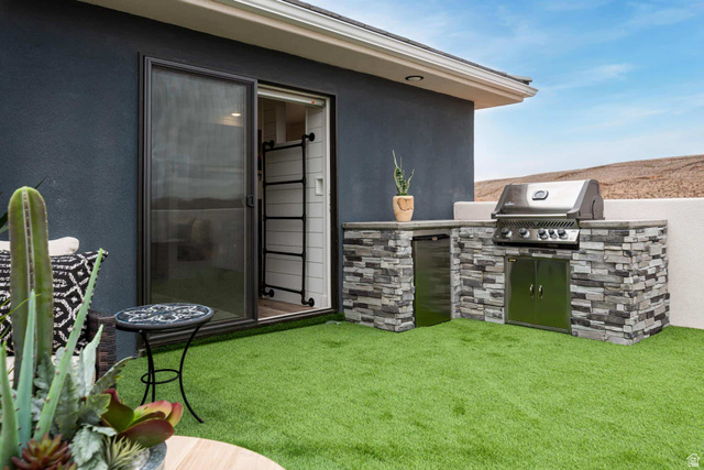 710 W Akoya Pearl St #79
                     MLS #2171829