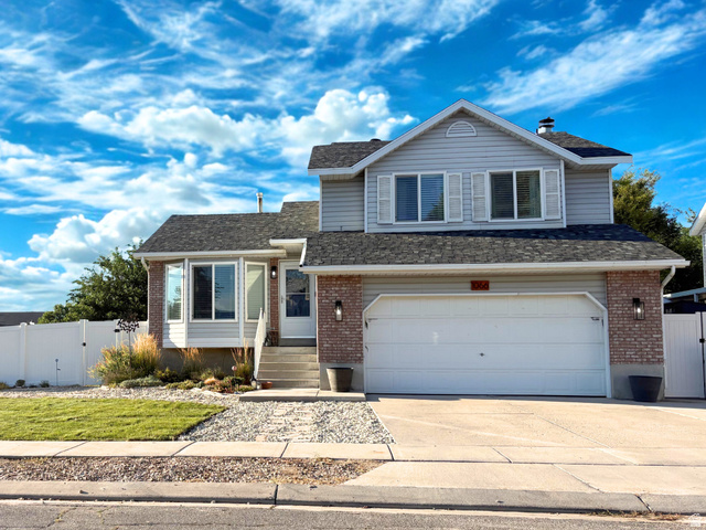 1066 W Covewood Pl
                     MLS #2171938