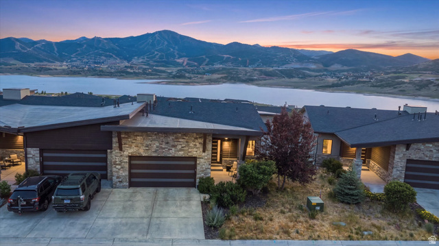 11463 N Perspective Dr
                     MLS #2171947