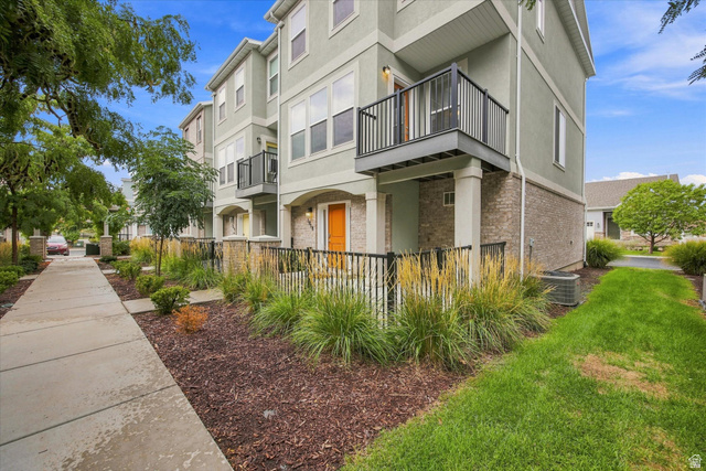 Main photo for 1818 W Torlundy Dr