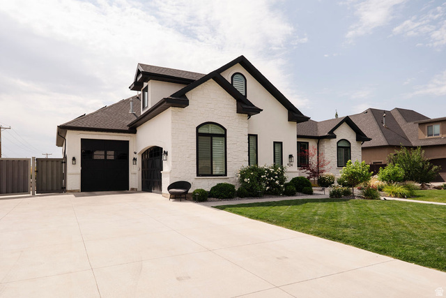 924 S Country Ln
                     MLS #2172078