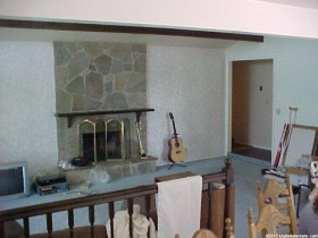 126 S 450 E, Farmington, UT 84025 — photo 2