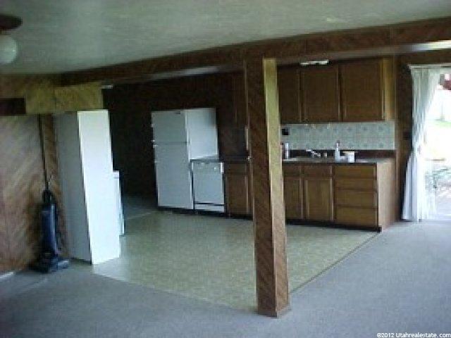 126 S 450 E, Farmington, UT 84025 — photo 4