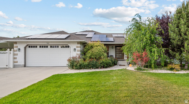 1366 W Palmer Ln
                     MLS #2172171