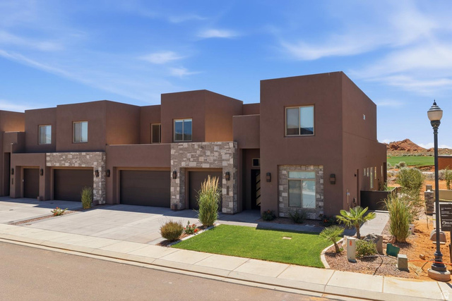 3230 S Yansa Trl
                     MLS #2172225