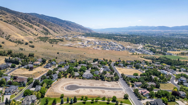 1433 Red Fox Ct #2, Logan, UT 84321 — photo 2