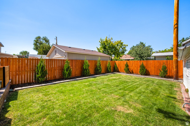 739 E Bryan Ave