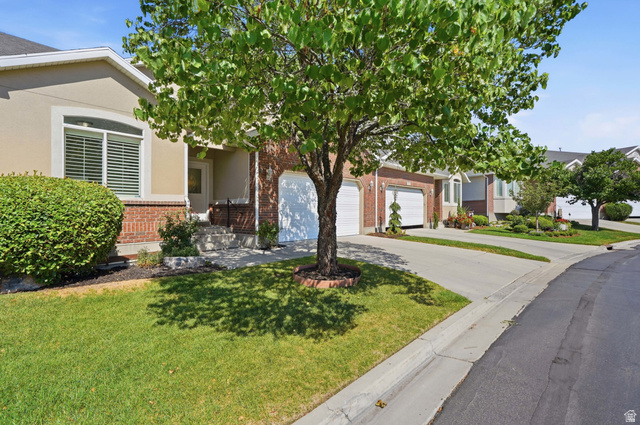 9487 S PEACEFUL VIEW WAY, South Jordan UT 84095