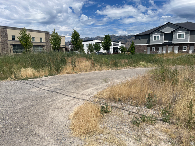 Logan, UT 84321 — photo 2