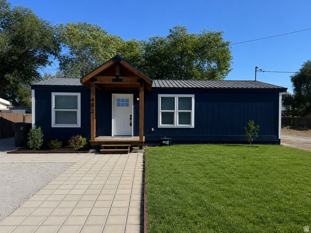 Main photo for 482 E Clark St