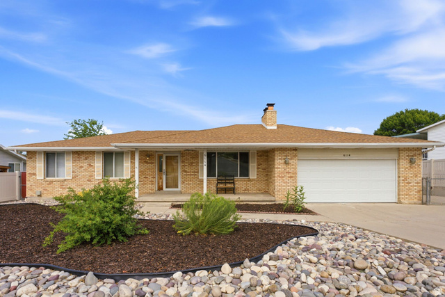 6114 S Red Oaks Dr
                     MLS #2172540
