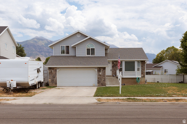 816 N 250 W
                     MLS #2172552