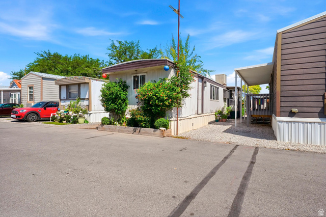 Main photo for 151 E Hamilton Ln