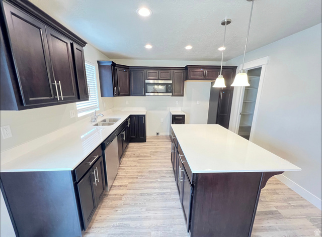 Property in Eagle Mountain - View 6