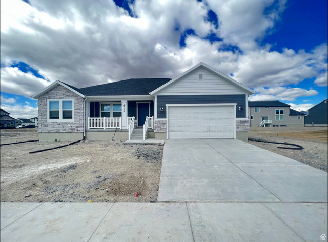 4725 N Gunsight Peak Dr #1119, Eagle Mountain, UT 84005
