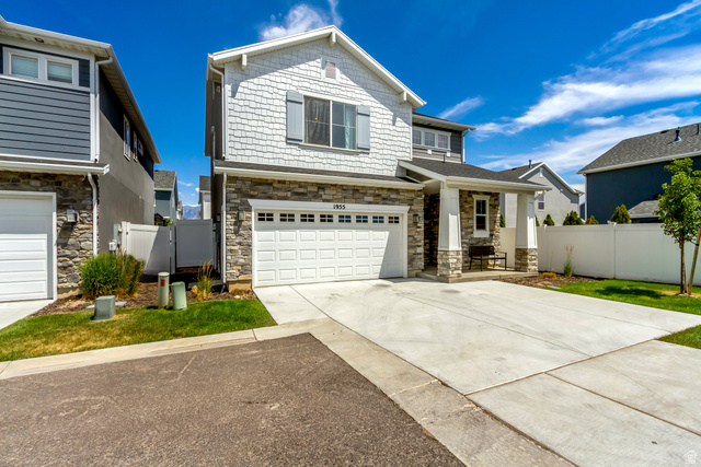 1955 W Parkview Dr
                     MLS #2172723