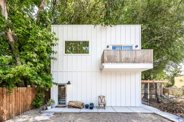 845 S Washington St
                     MLS #2172742