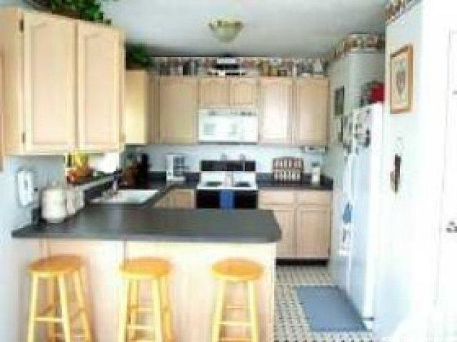 9807 Flint Dr, Sandy, UT 84094 — photo 4